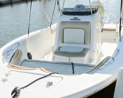 19' Sea Fox Boat Rental in Marathon