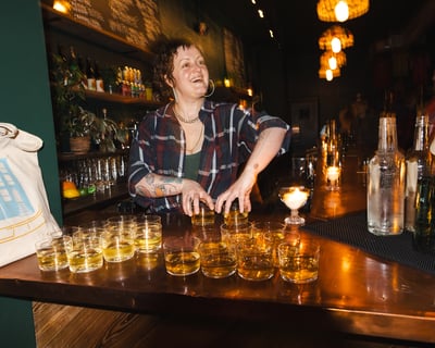 2-Hour Fishtown Wine & Drinks Tour in Philadelphia