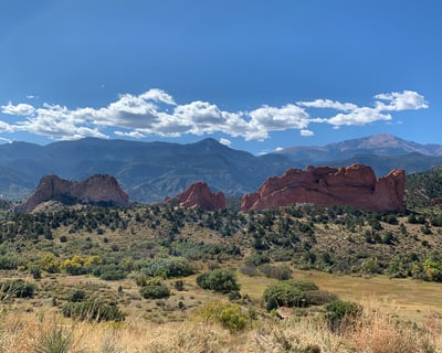 Explore Pikes Peak & Garden of the Gods Jeep Tour
