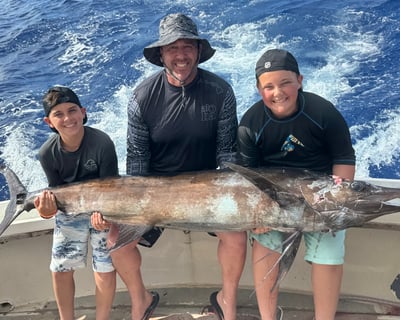 5-Hour Offshore Fishing Charter in Waianae