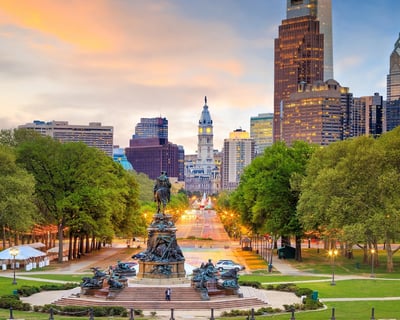 Guided Philadelphia & Amish Country Day Tour From NYC
