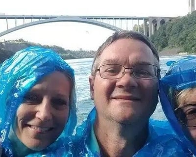 Niagara Falls Maid of the Mist & Cave of the Winds Tour