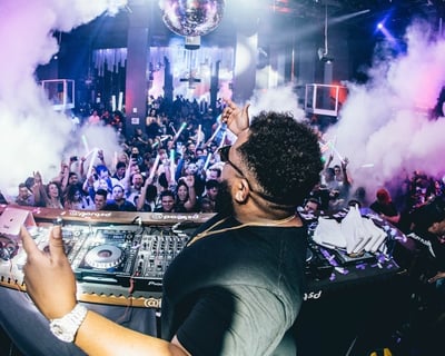 Las Vegas 5-Night Nightclub Limo Package