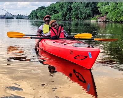 Minneapolis 2.5-Hour Guided Kayak Tour