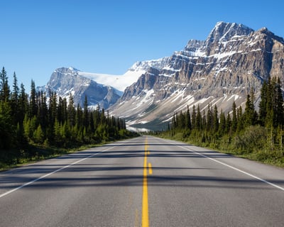 Explore Icefields Parkway Guided Tour From Banff