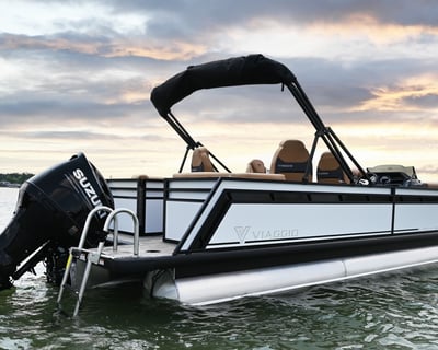Lake Of The Ozarks 24' Tritoon Rental