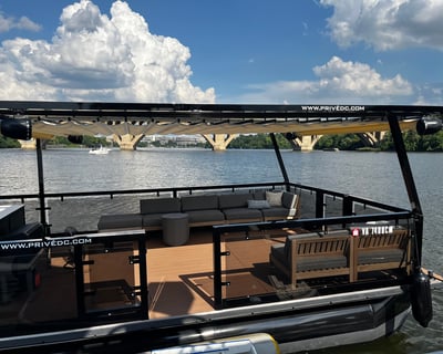 Pontoon Boat Charter in Woodbridge for 2 Hours