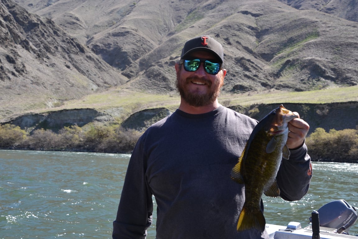 Salmon River Fishing: Sturgeon, Bass & Trout