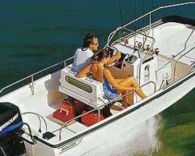 17' Boat Rental in Martha's Vineyard