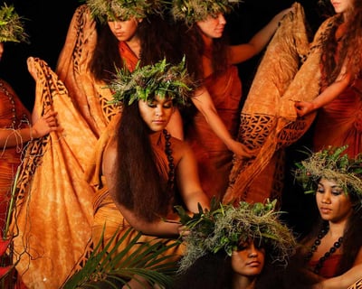 Kauai Luau Gold Seating with Open Bar & Fire Show