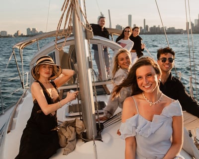 Chicago 3-Hour Lakefront Sailing Cruise