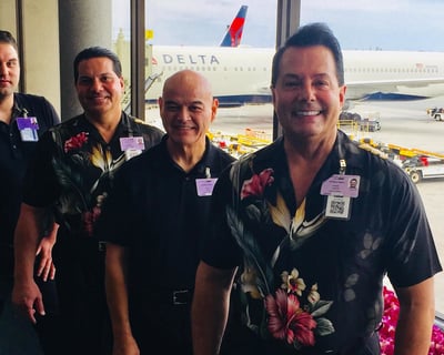 Honolulu Airport Arrival & Departure Lei Greeting