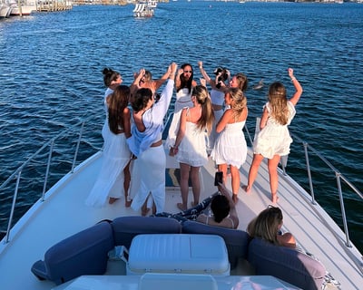 6-Hour Private Yacht Charter in Destin with Dolphins