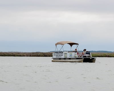 Duck 12-Passenger Pontoon Boat Rental
