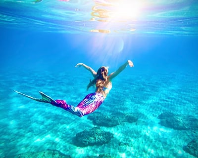 Mermaid Swimming Lesson in Makena Bay
