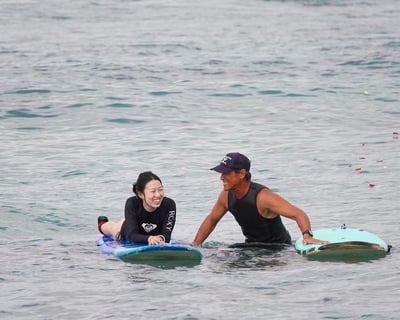 Learn to Surf with Private 2Hr Honolulu Coach