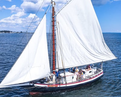Oyster Bay 2-Hour Historic Harbor Sail