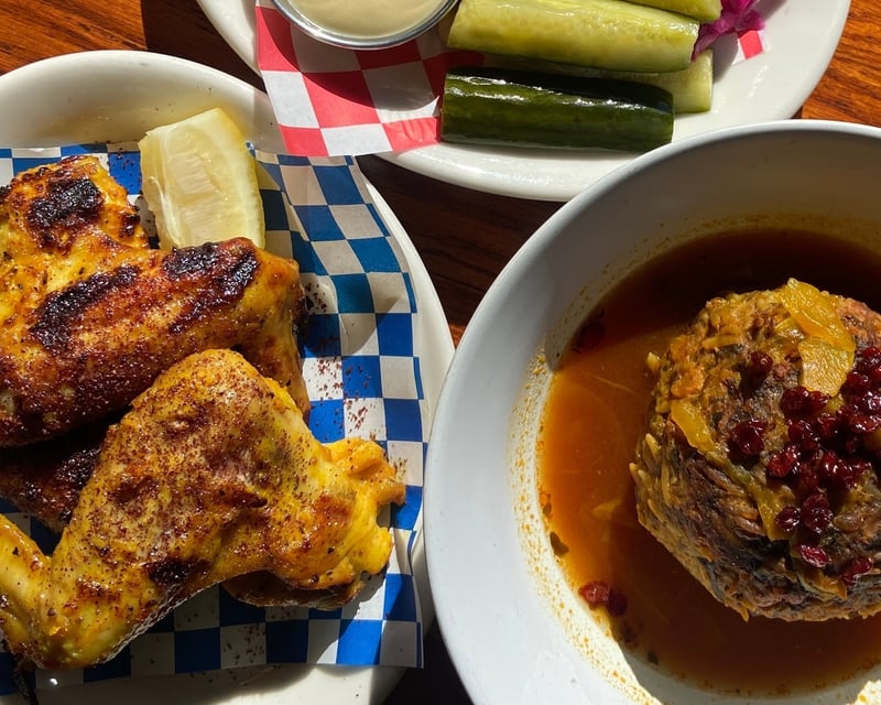 Silver Lake Food & Architecture Walking Tour in LA