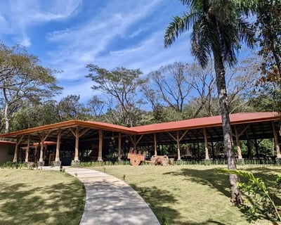Río Negro Hot Springs Visit in Rincón de la Vieja
