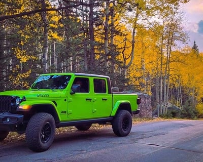 4-Hour Jeep Rental Near Pikes Peak