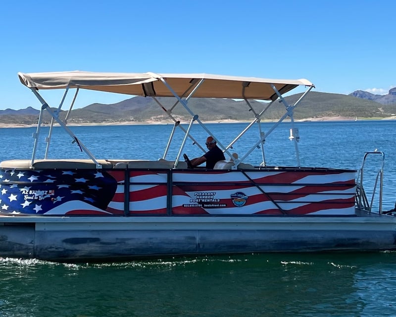 22' Pontoon Boat Rental on Lake Pleasant