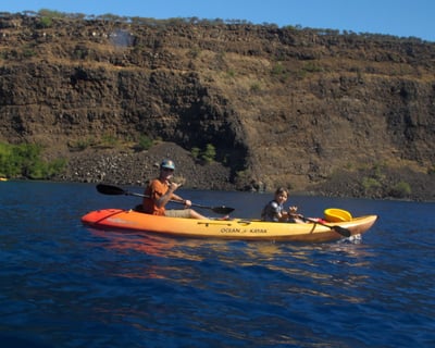 Kealakekua Bay: Kayak to Vibrant Coral Reefs
