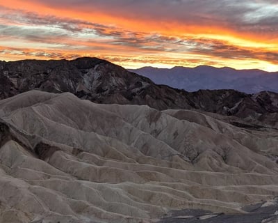 Guided Death Valley Small-Group Day Tour
