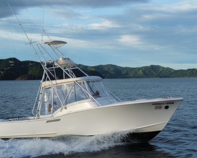Gulf of Papagayo 32' Fishing Charter