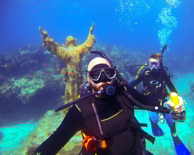 2-Day PADI Certification with 4 Key Largo Dives