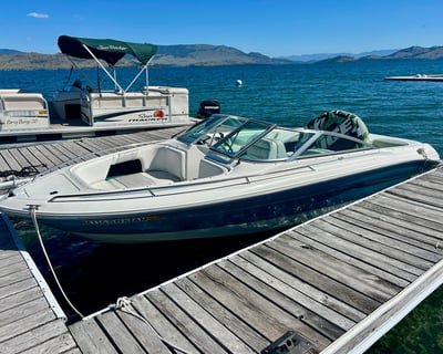Large Speedboat Rental on Flathead Lake