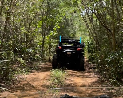 2-Hour Guided UTV Tour in St. Thomas