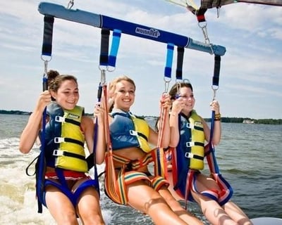 Parasail in Ocean Bay Park