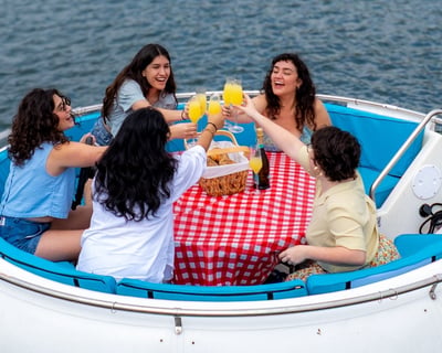 Self-Drive Donut Boat Rental on Lake Austin