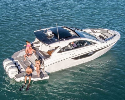 Sarasota 42' Private Yacht Charter
