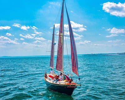 Midday Sailing Cruise in Kennebunkport