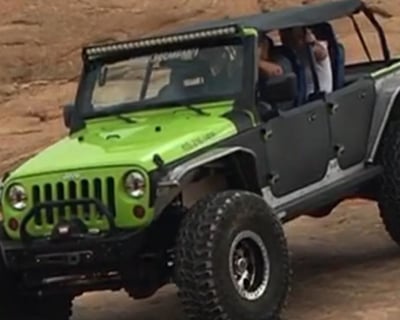 Hell's Revenge Jeep Tour in Moab