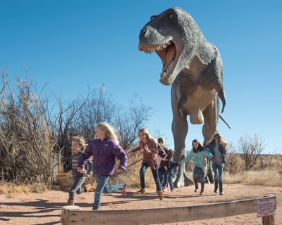 Explore Moab Dinosaur Park & Museum With 5D Aquarium