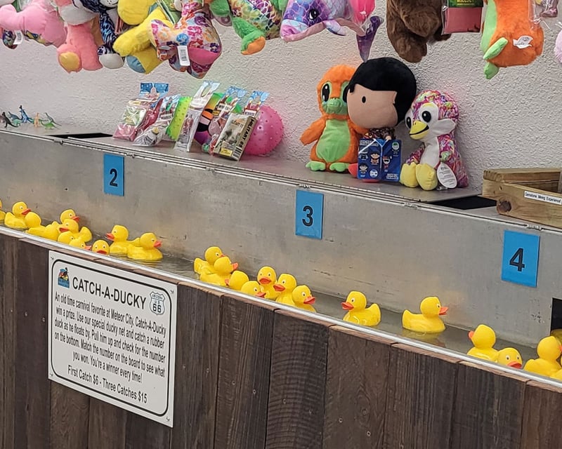 Route 66 Duck Pond Carnival Game at Meteor City