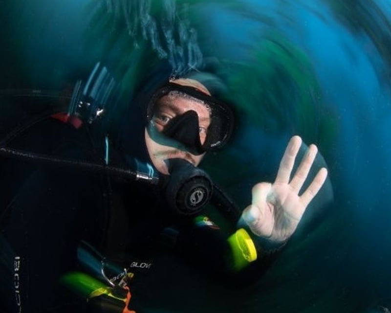PADI Underwater Scooter Diving Course on Catalina Island