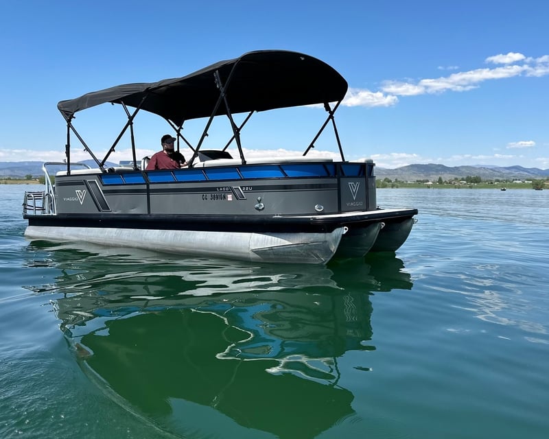1-7 Day Tritoon Boat Rental in Loveland
