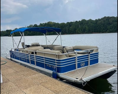140-HP Pontoon Rental in Knoxville