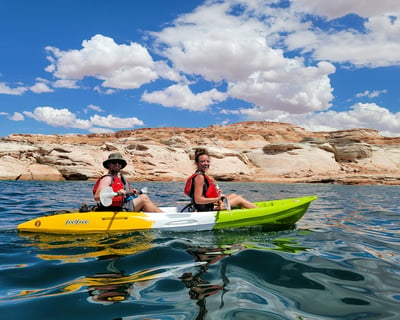 4-Hour Lake Powell Kayak, Hike & Swim Tour