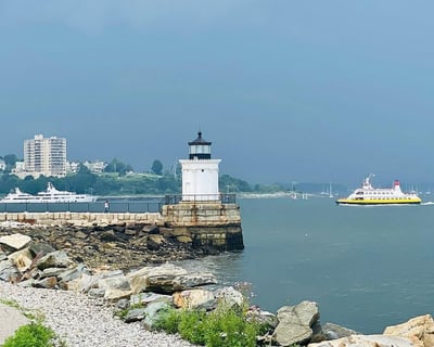 Portland Head Light & Lobster Roll Tour