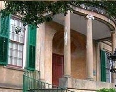 Savannah Historic Homes Guided Walking Tour