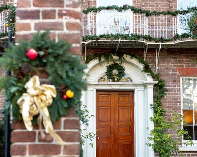 Charleston Holiday Walking Tour