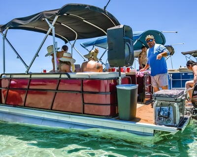 4-Hour Private Crab Island Cruise From Destin