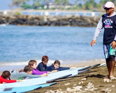 Group Surf Lesson for 5+ in Lahaina