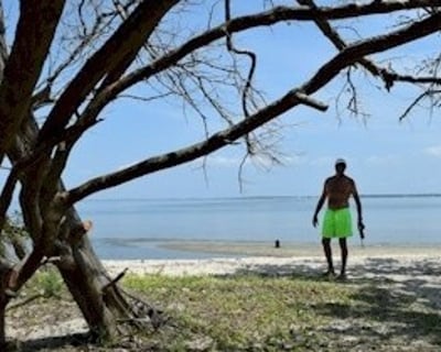 Morehead City Private Boat Tour with Beach Access