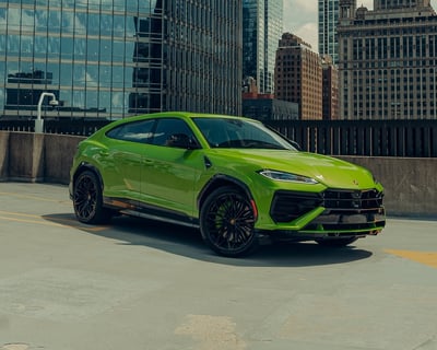 Lamborghini Urus Rental in Chicago