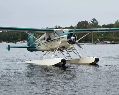 Floatplane Lesson in Tavares Aboard a DHC-2 Beaver